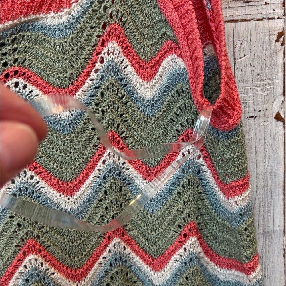 POL Chevron Knit Tank Top in Coral and Olive Size Small EUC - Picture 8 of 9